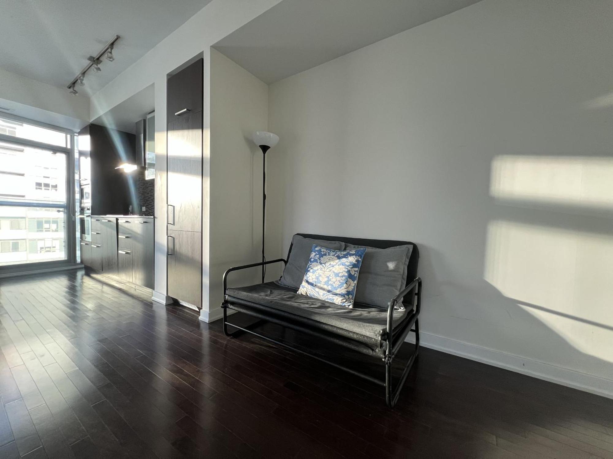 Grand Royal Suites Торонто Номер фото